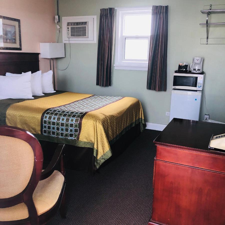 Perth Plaza Inn & Suites Εξωτερικό φωτογραφία