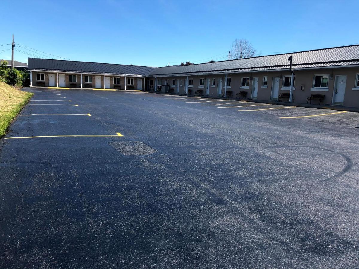 Perth Plaza Inn & Suites Εξωτερικό φωτογραφία
